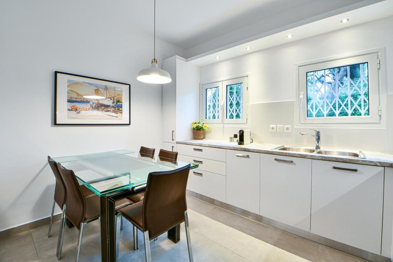 Boutique77 Luxury Apartment أثينا المظهر الخارجي الصورة