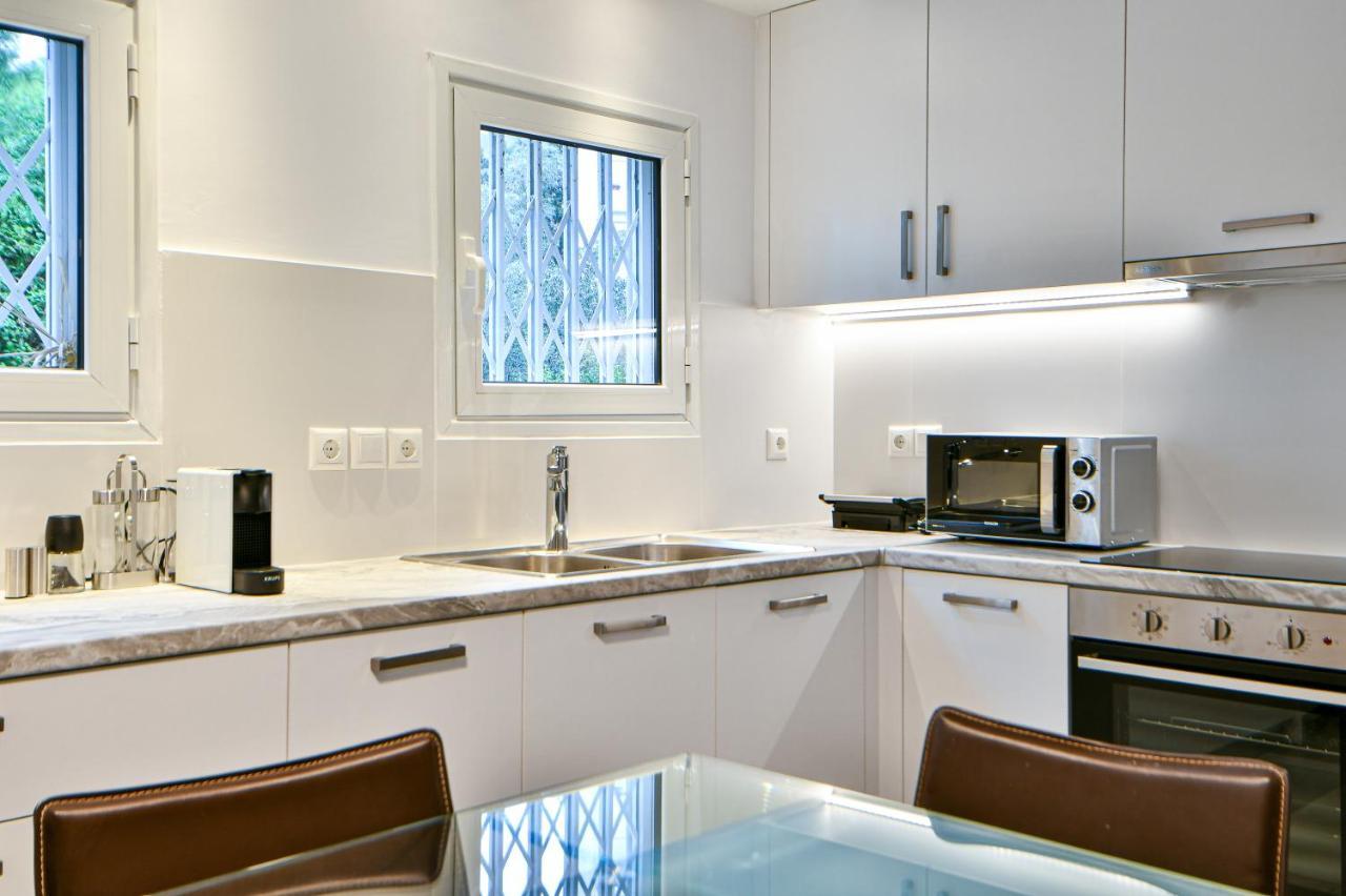 Boutique77 Luxury Apartment أثينا المظهر الخارجي الصورة